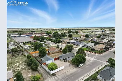 2402 W 17th Street, Pueblo, CO 81003 - Photo 5