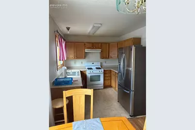 5056 Stillwater Drive, Colorado Springs, CO 80923 - Photo 3