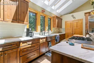 19902 W Elk Creek Dr, Colorado Springs, CO 80908 - Photo 7