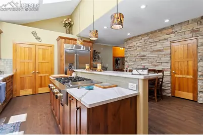 19902 W Elk Creek Drive, Colorado Springs, CO 80908 - Photo 9