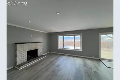 1014 Fosdick Drive, Colorado Springs, CO 80909 - Photo 3