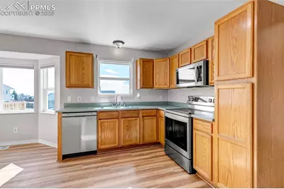 2375 Lisa Drive, Colorado Springs, CO 80915 - Photo 9