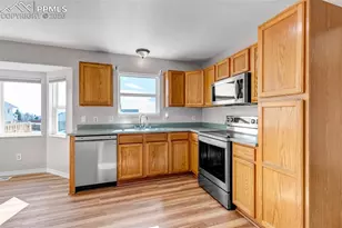 2375 Lisa Dr, Colorado Springs, CO 80915 - Photo 9