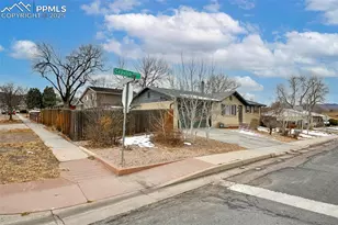 1532 Capulin Dr, Colorado Springs, CO 80910 - Photo 5