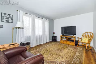 1532 Capulin Dr, Colorado Springs, CO 80910 - Photo 9