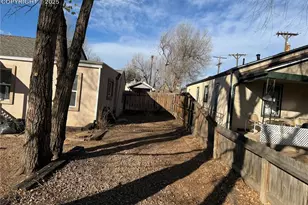 2534 E St Vrain St, Colorado Springs, CO 80909 - Photo 3