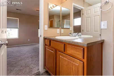 4829 Harrier Ridge Drive, Colorado Springs, CO 80916 - Photo 31