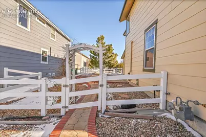 1172 S Coolidge Circle, Aurora, CO 80018 - Photo 35