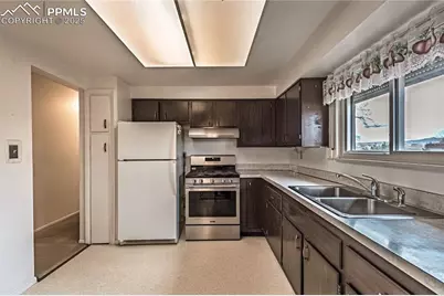 635 Drew Drive, Colorado Springs, CO 80911 - Photo 9