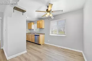 2113 Saranac Dr, Colorado Springs, CO 80910 - Photo 7