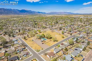 512 Cottonwood Dr, Colorado Springs, CO 80911 - Photo 31