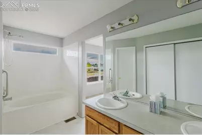 8156 Oliver Road, Peyton, CO 80831 - Photo 17