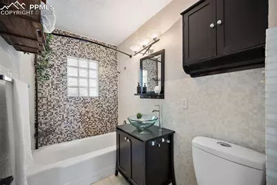 527 W San Miguel Street, Colorado Springs, CO 80905 - Photo 9