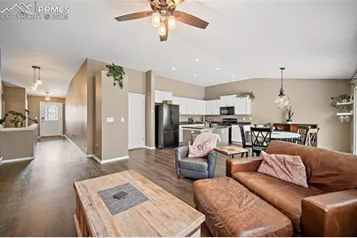 8044 Cinnamon Court, Colorado Springs, CO 80927 - Photo 5