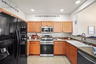 7638 Sandy Springs Point, Fountain, CO 80817 - Photo 9