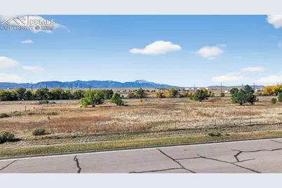 9295 Sand Myrtle Drive, Colorado Springs, CO 80925 - Photo 5