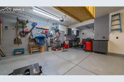 2647 Rockhurst Boulevard, Colorado Springs, CO 80918 - Photo 37
