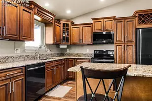 734 E Marigold Dr, Pueblo, CO 81007 - Photo 9
