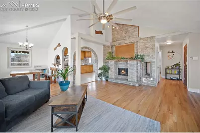 2005 Mount Washington Avenue, Colorado Springs, CO 80906 - Photo 7