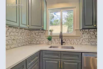 622 Mountain Avenue, Colorado Springs, CO 80905 - Photo 7