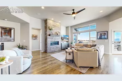 4649 Hanging Lake Circle, Colorado Springs, CO 80924 - Photo 5