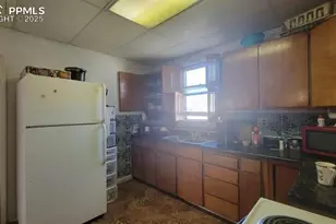 927 Veta Ave, Pueblo, CO 81004 - Photo 5