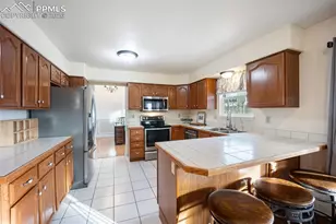 2929 Walton Creek Dr, Colorado Springs, CO 80922 - Photo 9