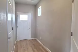 723 Belleza Vw, Colorado Springs, CO 80907 - Photo 3