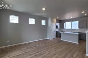 723 Belleza Vw, Colorado Springs, CO 80907 - Photo 9