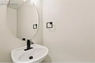 5649 Pioneer Mesa Drive, Colorado Springs, CO 80923 - Photo 13