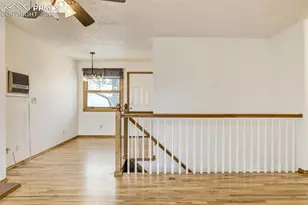 5855 Grapevine Dr, Colorado Springs, CO 80923 - Photo 7