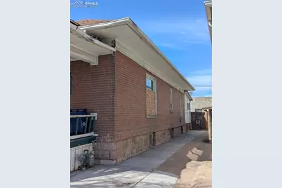 117 W 11th Street, Pueblo, CO 81003 - Photo 3