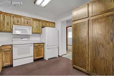 6037 Copper Mountain Drive, Colorado Springs, CO 80918 - Photo 11