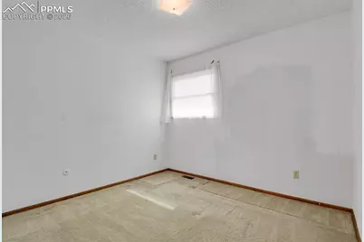 6037 Copper Mountain Drive, Colorado Springs, CO 80918 - Photo 19