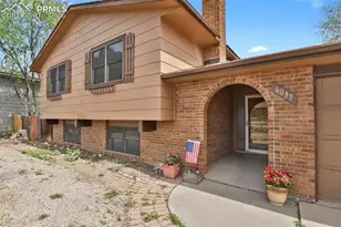 6037 Copper Mountain Dr, Colorado Springs, CO 80918 - Photo 3