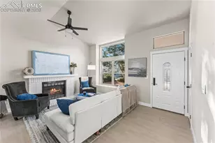 4309 Bramble Ln, Colorado Springs, CO 80925 - Photo 5