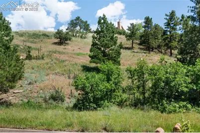 7137 Oak Valley Drive, Colorado Springs, CO 80919 - Photo 3