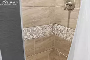 1110 Bowser Dr, Colorado Springs, CO 80909 - Photo 25