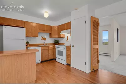 4260 Emerald Drive, Colorado Springs, CO 80918 - Photo 9
