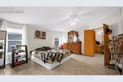 4727 E Pikes Peak Avenue, Colorado Springs, CO 80916 - Photo 25