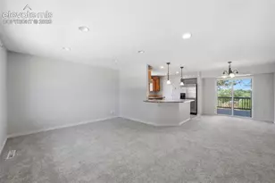2826 Pinnacle Dr, Colorado Springs, CO 80910 - Photo 9
