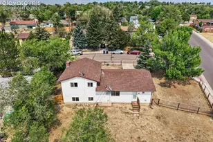2035 Flintwood Dr, Colorado Springs, CO 80910 - Photo 5