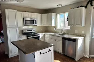 965 Ancestra Dr, Fountain, CO 80817 - Photo 3