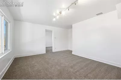 1512 E Monument Street, Colorado Springs, CO 80909 - Photo 3