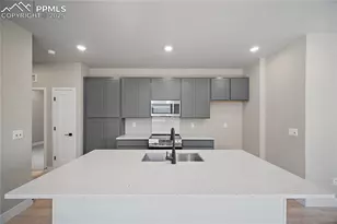 5385 Sidewinder Dr, Colorado Springs, CO 80925 - Photo 7