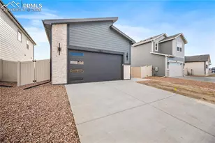 5385 Sidewinder Dr, Colorado Springs, CO 80925 - Photo 3