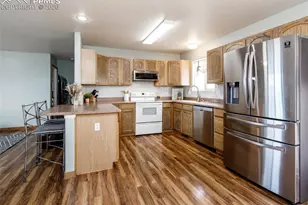 593 E Blaine Dr, Pueblo West, CO 81007 - Photo 9