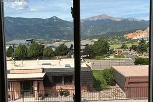 2905 Mesa Rd, Colorado Springs, CO 80904 - Photo 17