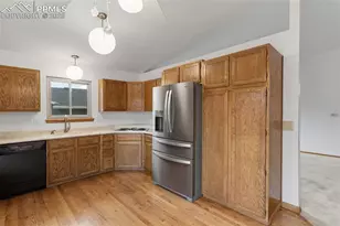 2620 Fairway Dr, Colorado Springs, CO 80909 - Photo 11