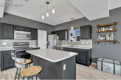 10660 Deer Meadow Circle, Colorado Springs, CO 80925 - Photo 9